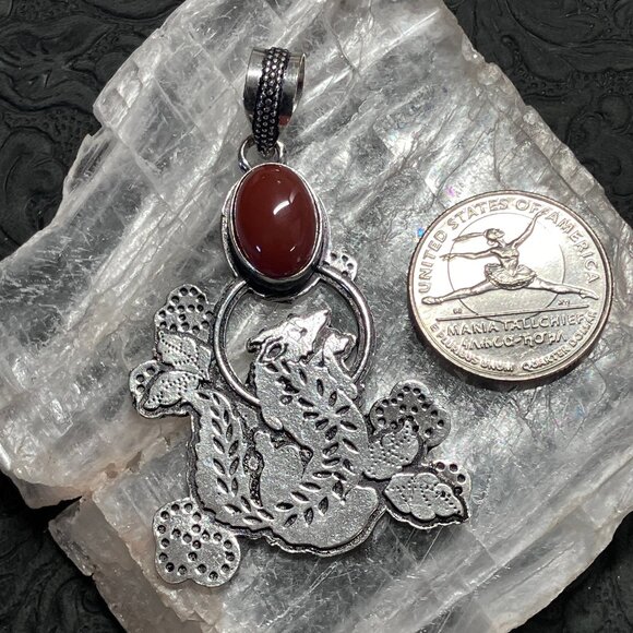 Carnelian Fox Coyote Wolf Dog Pendant Stone Crystal Jewelry - Picture 5 of 6